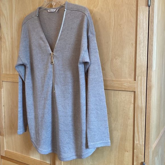 Soft Surroundings Women's Stone Tan Valentina Zip Long Sleeve Sweater V-Neck SZM - Picture 3 of 9